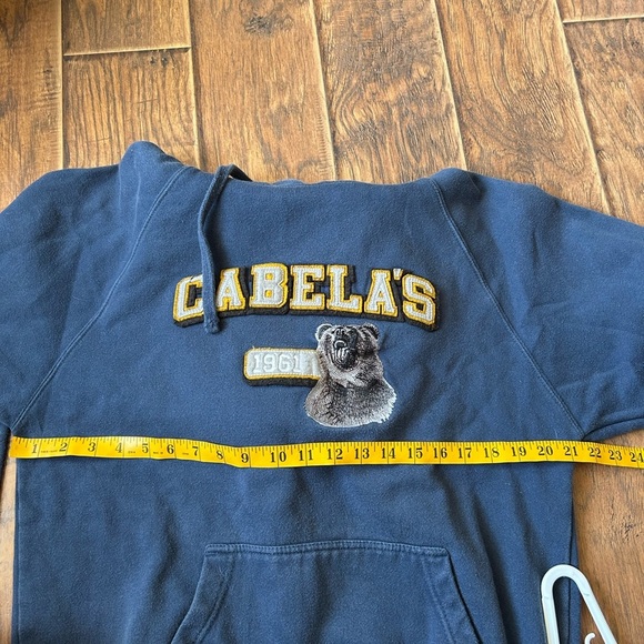 Cabela's Blue Hoodie with Bear Graphic - Picture 5 of 6